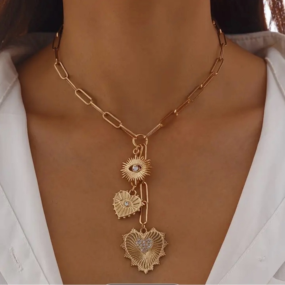 Gold Heart Pendant Necklace